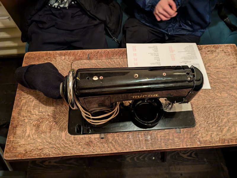 В Белграде есть кофейня, в которой вместо столов - винтажные швейные машинки#Путешествия #СербияВ Белграде есть кофейня, в которой вместо столов - винтажные швейные машинки#Путешествия #Сербия